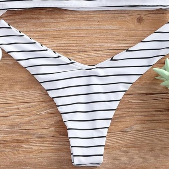 Zaful white/ Black Striped Bandeau High cut Cheeky Bikini   Size M - Picture 12 of 14
